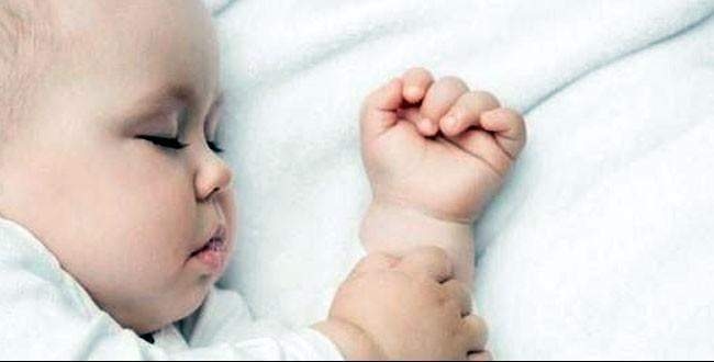 Bebekleri sallayarak uyutmayın!