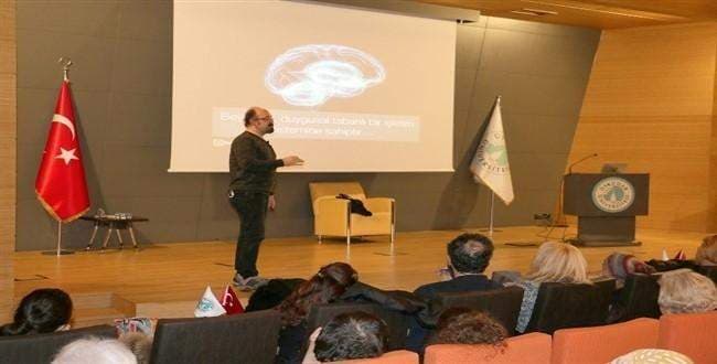 'Fabrika ayarlarımızda dinimizi görmemiz mümkün'