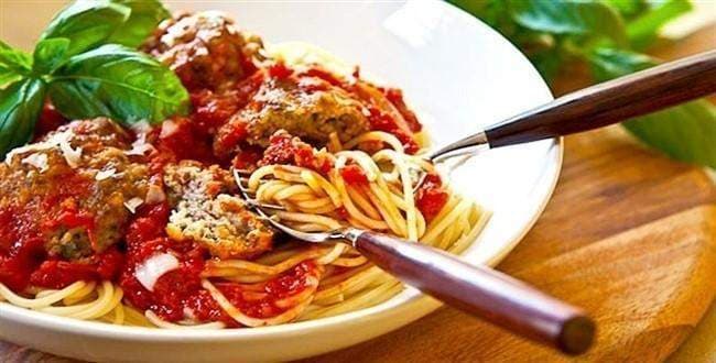 Dengeli ve doğru beslenme Alzheimer’da etkili olabilir