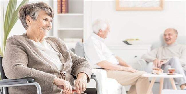 Alzheimer hastası yakınları ne yapmalı