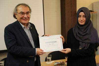 Üsküdar Üniversitesi'nde sertifika töreni