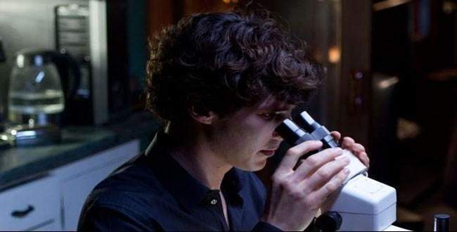 Nörologlar Sherlock Holmes'te ne buluyor?