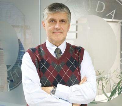 Üsküdar Üniversitesi Nöropsikofarmakoloji Uygulama ve Araştırma Merkezi Müdürü Prof. Dr. Tayfun Uzbay
