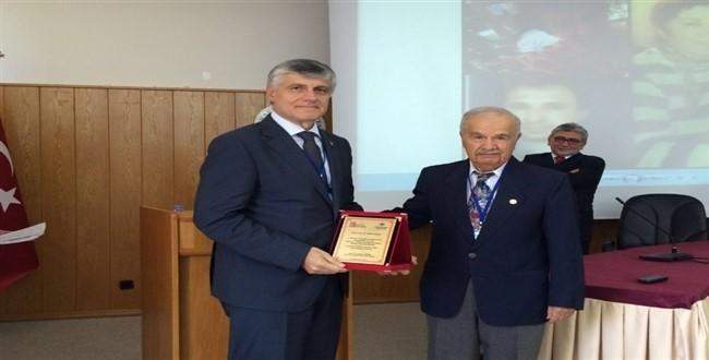 Prof. Dr. Tayfun Uzbay’a ‘Şizofreni Dostu’ Ödülü