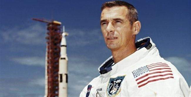  ABD'li astronot Gene Cernan yaşamını yitirdi