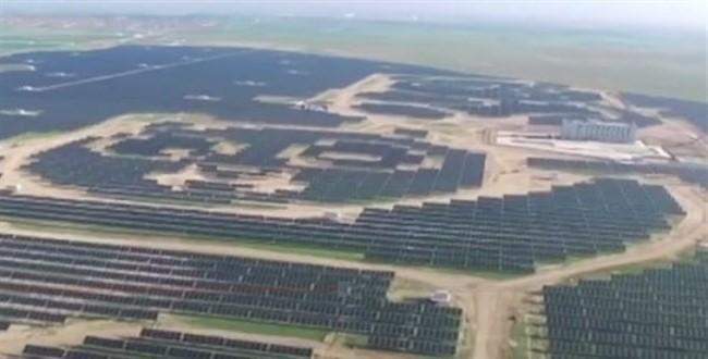 Çin'den panda şeklinde güneş enerjisi santrali