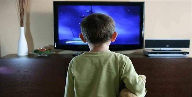 Çocuğunuz 3 yaşından küçük ve TV izliyorsa…