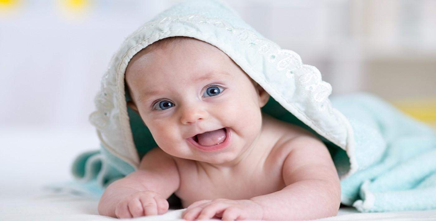 Bebek Gelişimi: 1 Aylık Bebek Gelişimi 