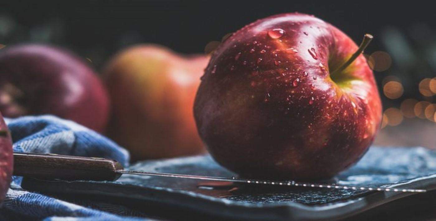 Dolapta bir yıl dayanan elma olur mu?
