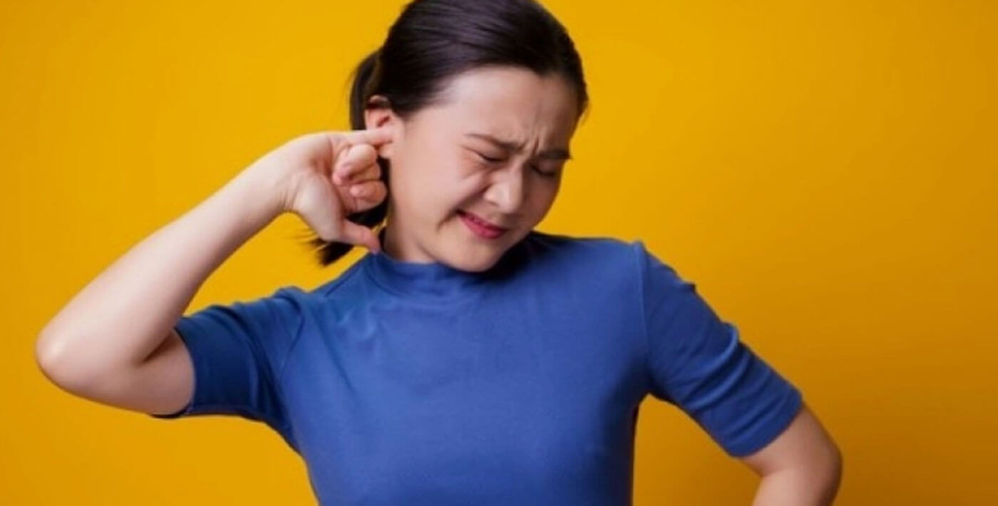 Kulak temizliği için mutlaka uzmana başvurun