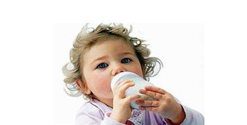 Çocuklar için günde iki bardak süt ideal
