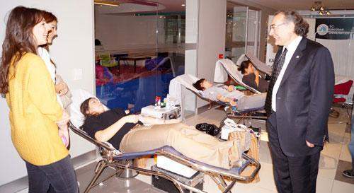 Üsküdar Üniversitesi'nde kan bağışı seferberliği